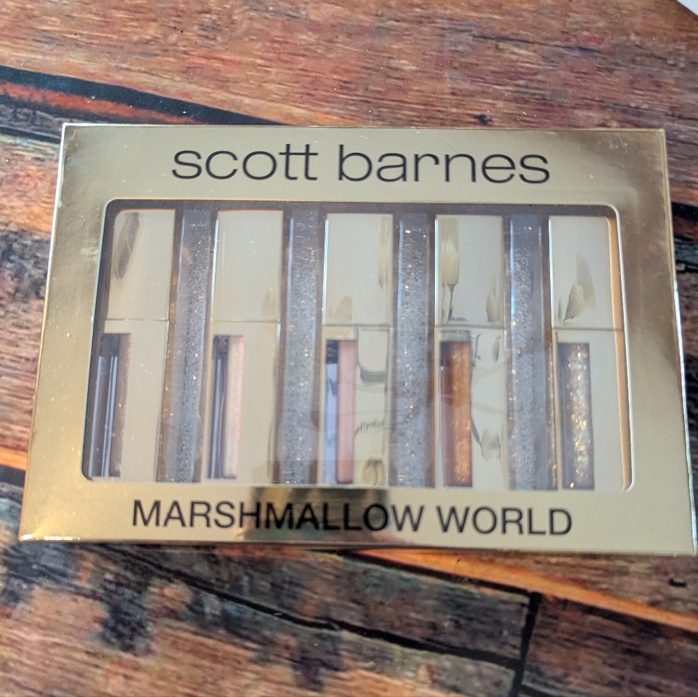 SCOTT BARNES Marshmallow World Lip Gloss Set Limited Edition NIB - Picture 5 of 6